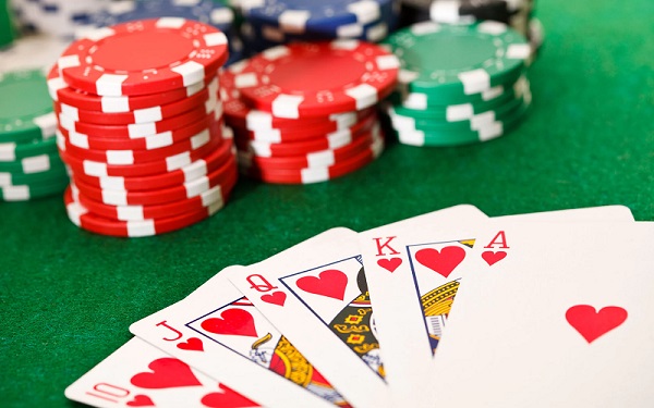 Kinh nghiệm chơi Poker dễ thắng nếu chọn đúng bàn cược